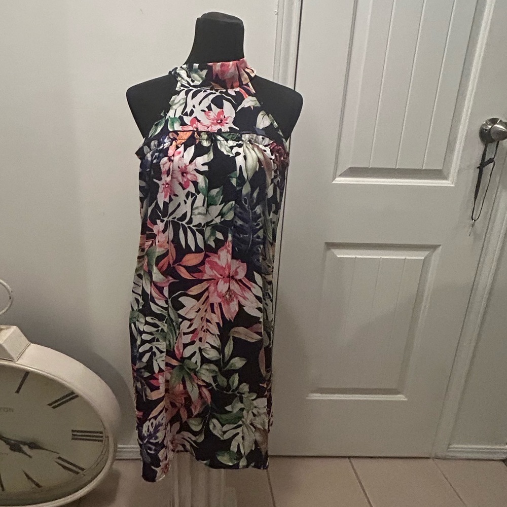 💋C Christian Tropical Tie-Neck Shift Dress Size S lined 0204. 54